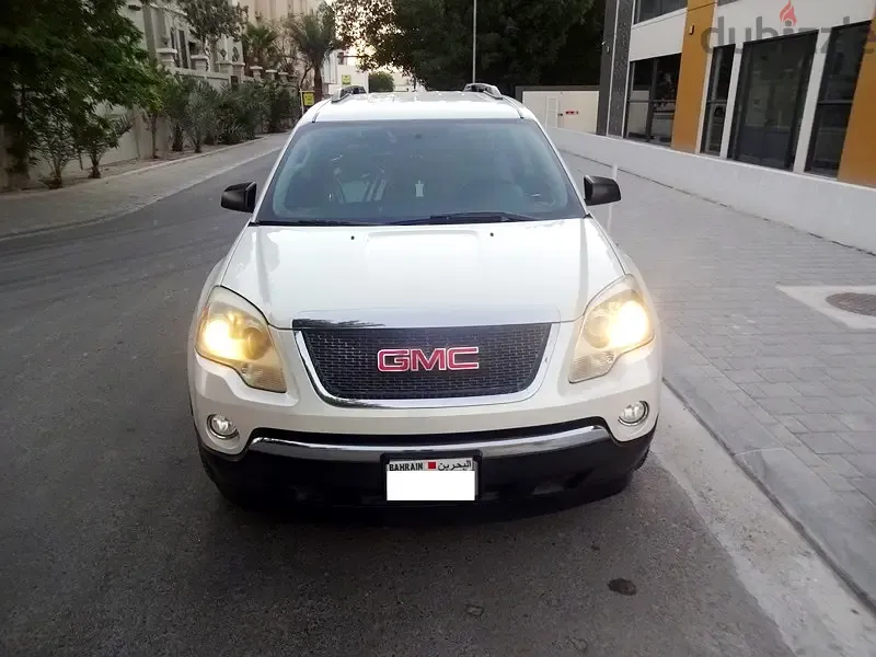 جي أم سي أكاديا 2012